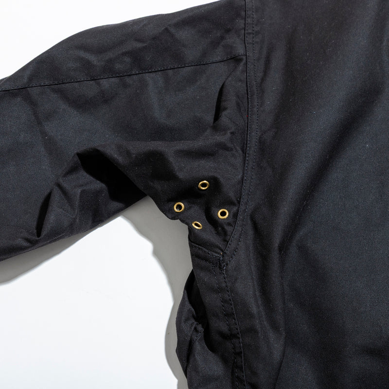 International Black 4crest c36 @ e2868c