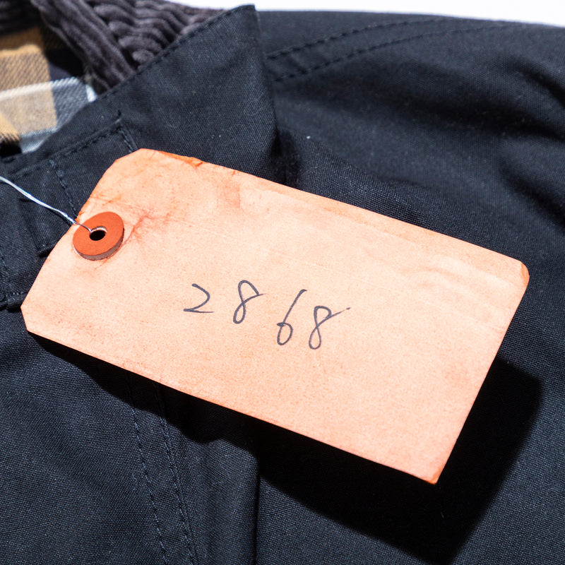 International Black 4crest c36 @ e2868c