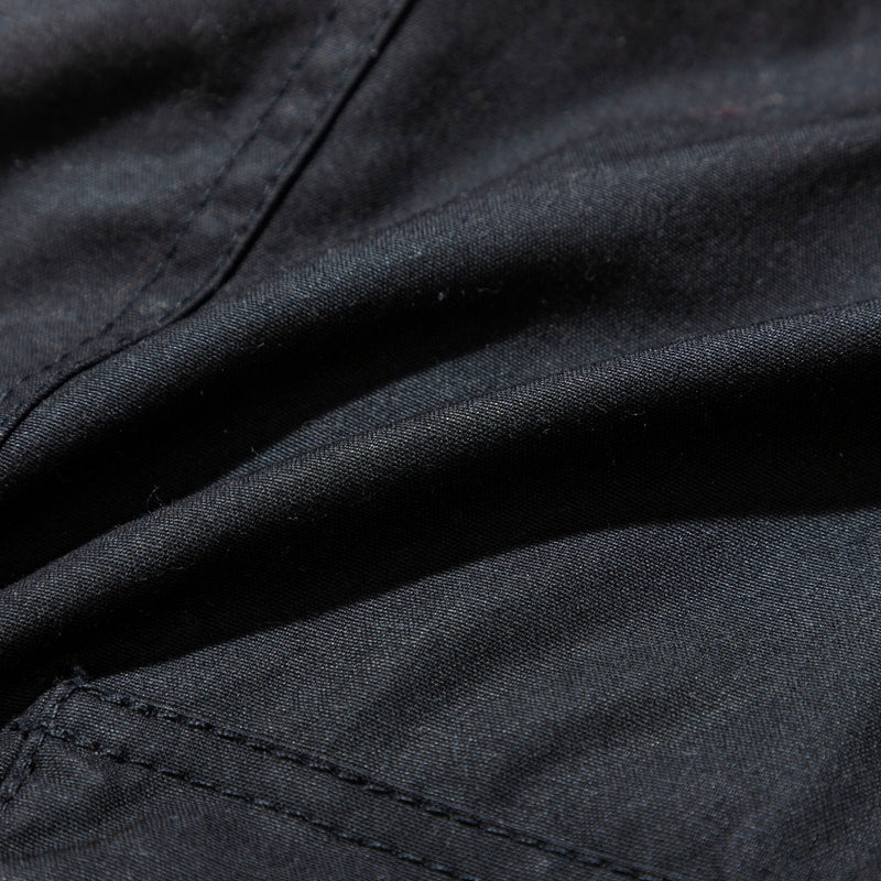 International Black 4crest c36 @ e2868c