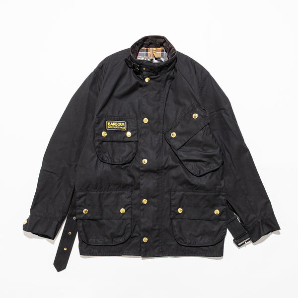 International Black 4crest c36 @ e2868c