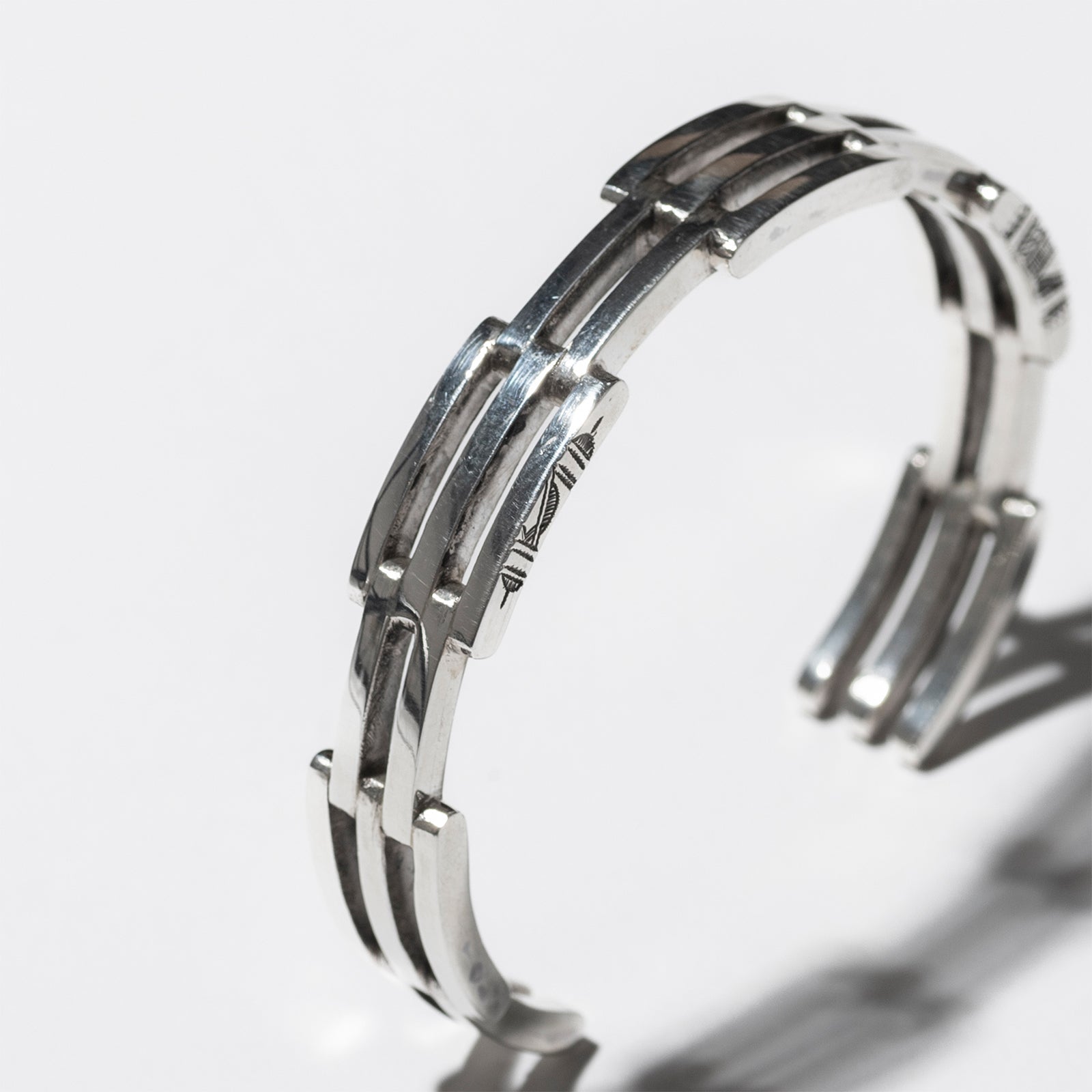 Brift H × cote /トゥアレグ シルバーバングル