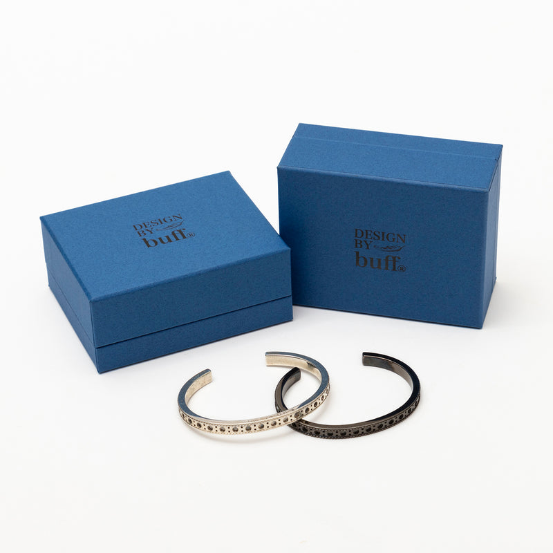 buff / Brogue bangle / Silver – Brift H
