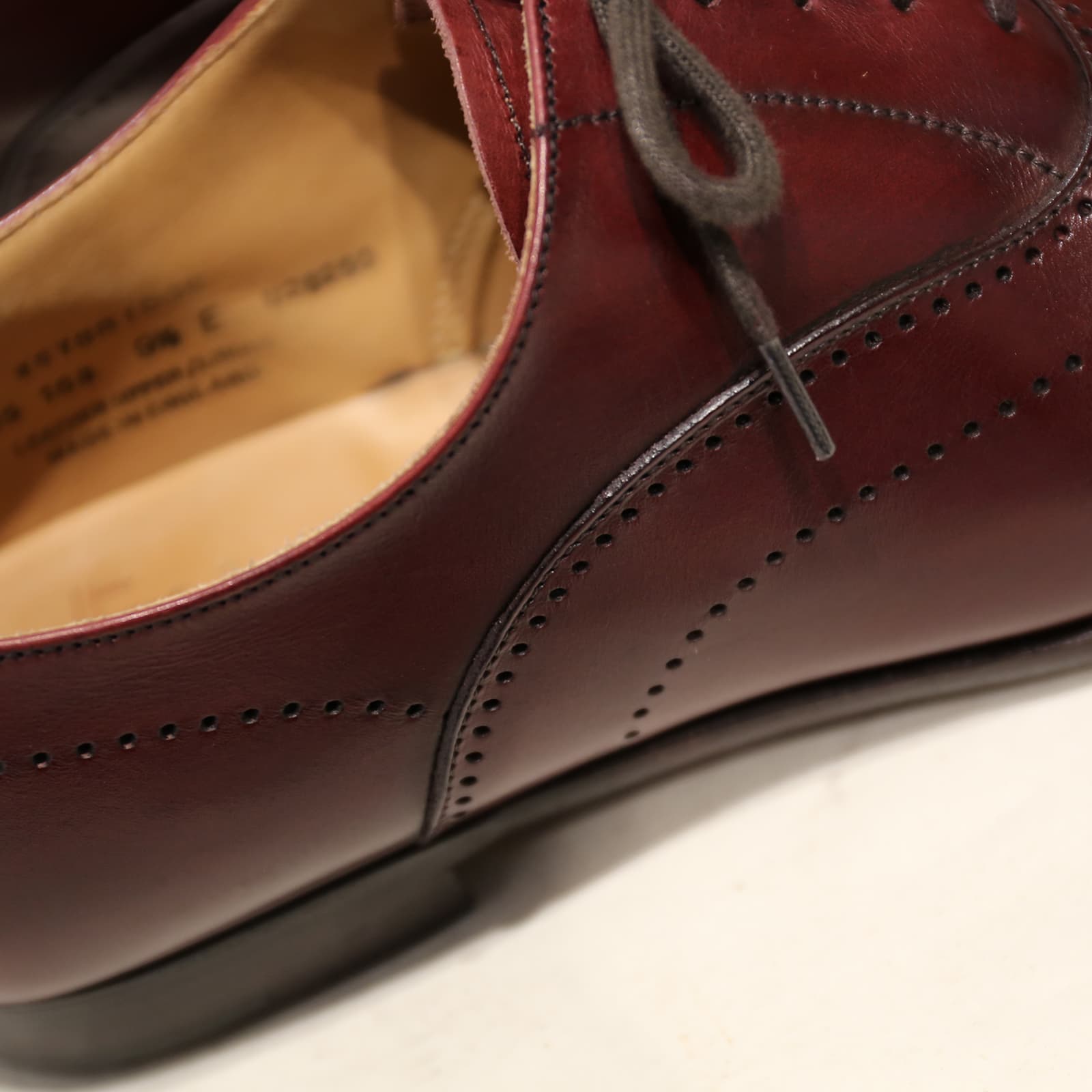 Crockett & Jones / Imitation full brogue / UK9.5E – Brift H