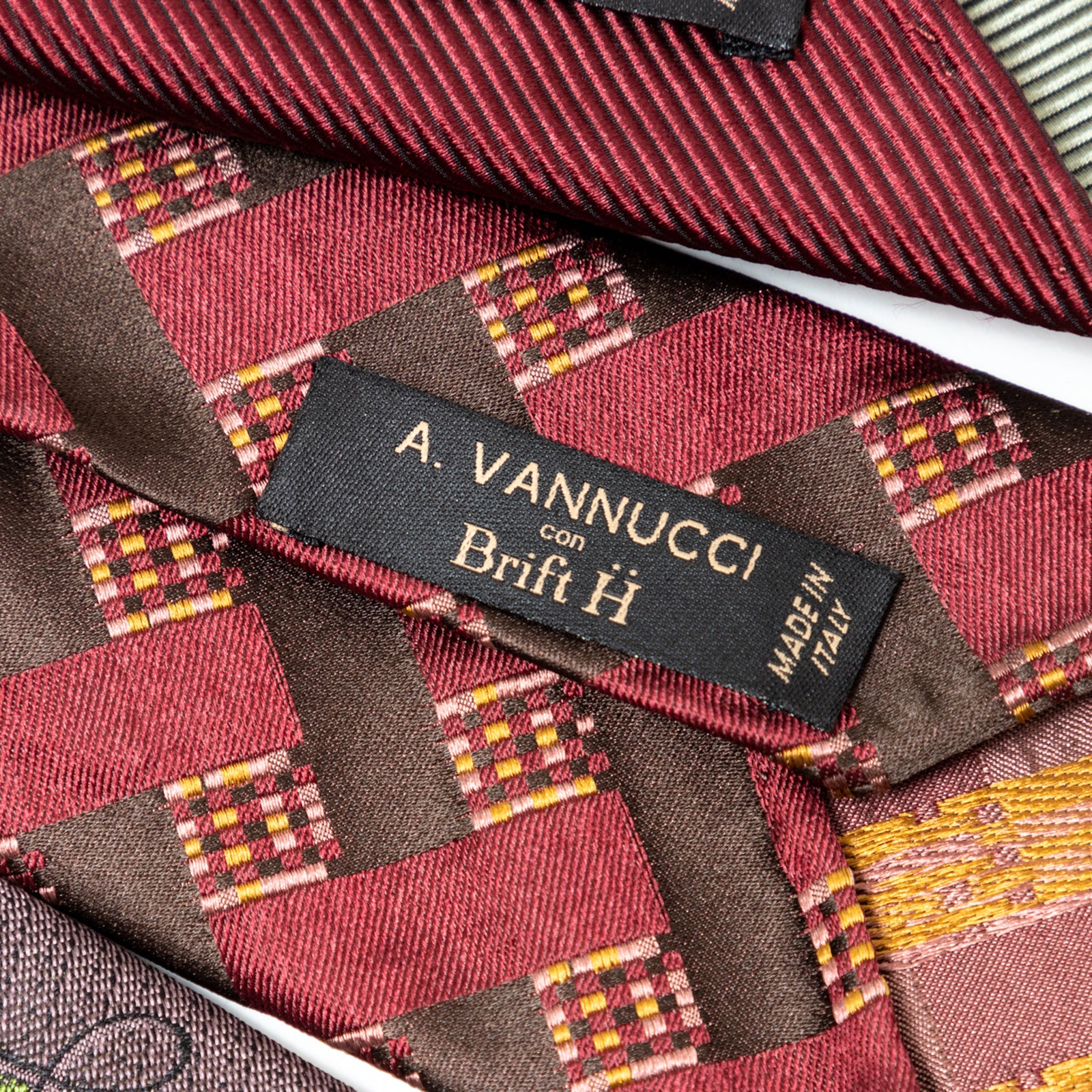 定価37400円の6割引アットヴァンヌッティ新品タグ付イタリア製ネクタイウール の6割引アットヴァンヌッティ新品タグ付イタリア製ネクタイウール